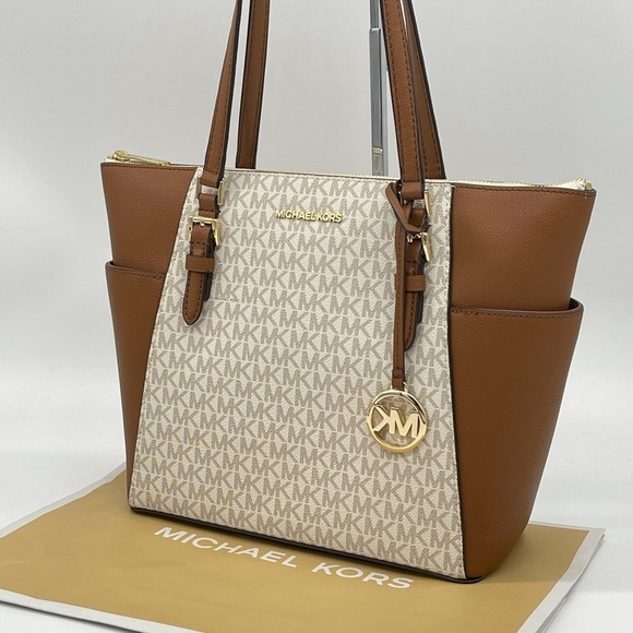 Michael Kors Charlotte Tote Bag Vanilla/Brown - Picture 5 of 13